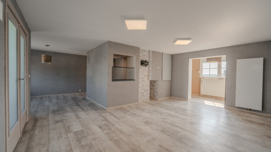 Rue des Combattants - 10 - - 5190