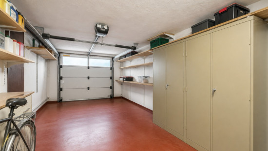 Zwaluwstraat - 13 - - 9340