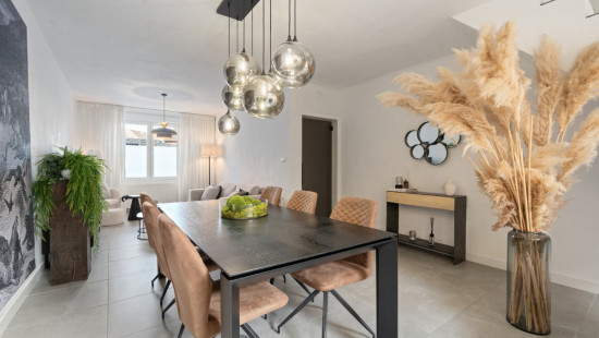 Bredestraat - 62 - - 9300