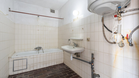 Onze Lieve Vrouwplein - 8 - - 9300