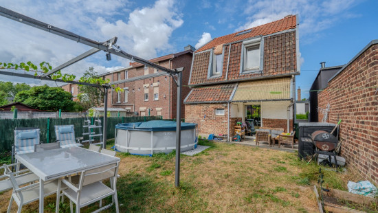 Rue de la Solidarité - 34 - - 4000