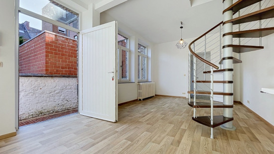 Place des Tilleuls - 49 - REZ LOT 2 - 5300