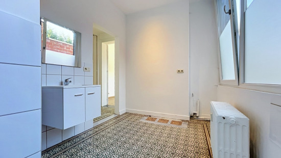 Place des Tilleuls - 49 - REZ LOT 2 - 5300
