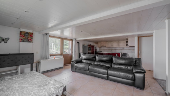 Rue du Samson - 25 - - 5300