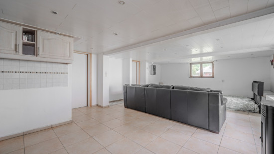 Rue du Samson - 25 - - 5300