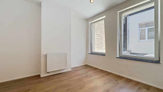 Rue Jean d'Outremeuse - 75 - 0001 - 4020