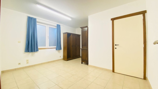 Moeskroenstraat - 695 - 0101 - 8930