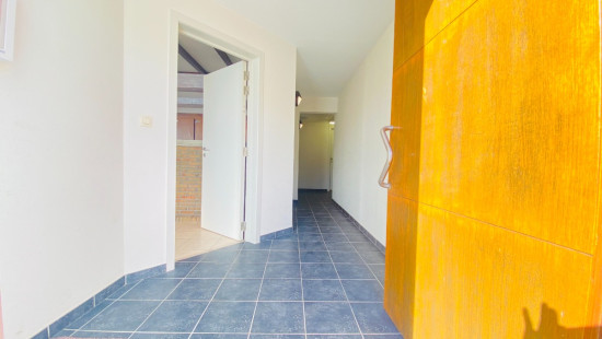 Moeskroenstraat - 695 - 0101 - 8930
