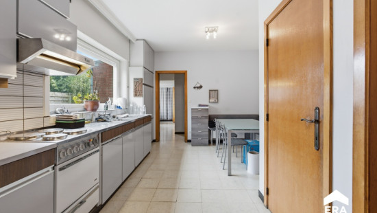Vleeshouwersstraat - 1 - - 8900