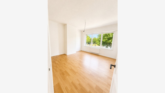 Markt - 3 - - 8950