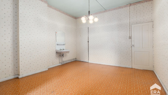 Stationsstraat - 39 - - 3320
