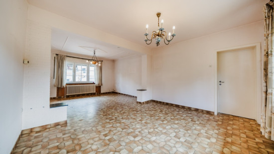 Rue Tapeu - 24 - - 4820