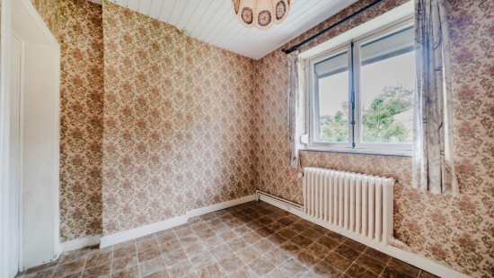 Rue Tapeu - 24 - - 4820