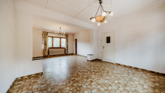 Rue Tapeu - 24 - - 4820