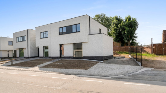 Eigenstraat - 100 - - 9450