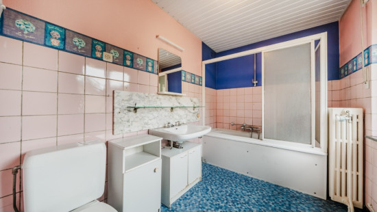 Rue Tapeu - 24 - - 4820