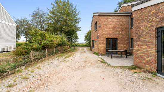 Vakebuurtstraat - 308e - - 9990
