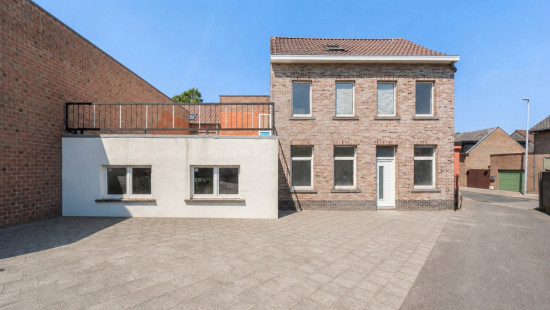 Mevrouw Courtmansstraat - 2 - - 9200