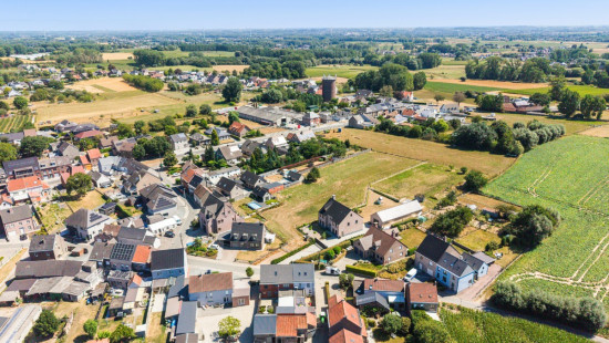 Berenhoek - 32 - - 9450