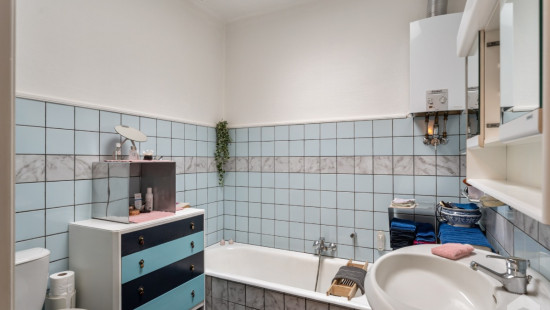 Beekstraat - 16 - - 3800