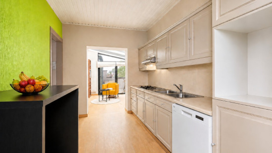 Leuvestraat - 218 - - 9320