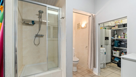 Leuvestraat - 218 - - 9320