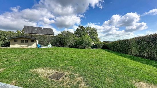 Rue Chemin du Comte - 1 - - 4570