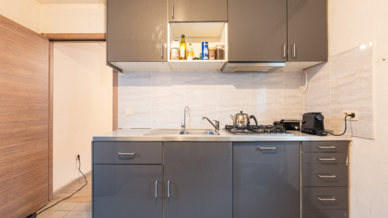 OPBRENGSTEIGENDOM Loystraat + Verbindingsstraat - 88 + 2-2A - - 9220