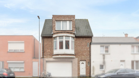 OPBRENGSTEIGENDOM Loystraat + Verbindingsstraat - 88 + 2-2A - - 9220