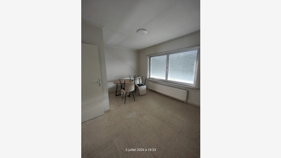 Rue du Faubourg - 20 - - 7780