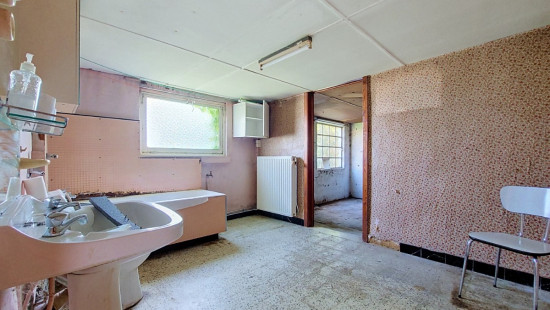 Rue Nicolas Jadot - 38 - - 4500