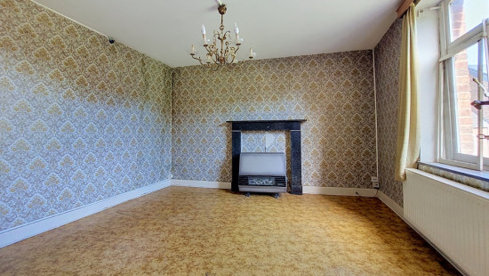 Rue Nicolas Jadot - 38 - - 4500