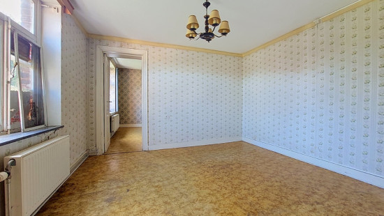 Rue Nicolas Jadot - 38 - - 4500