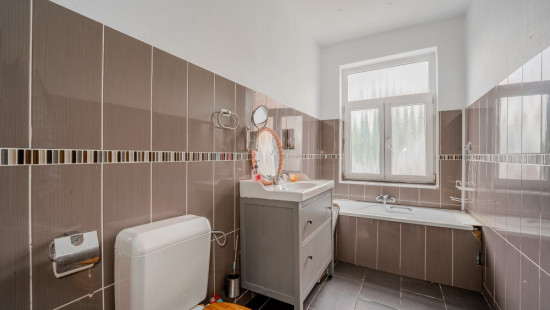 Rue Adolphe Renson - 161 - - 4420