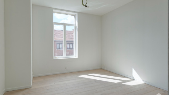 Tolstraat - 4 - - 3770