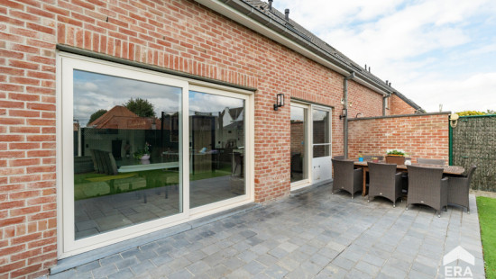 Esdoornstraat - 23 - - 8790