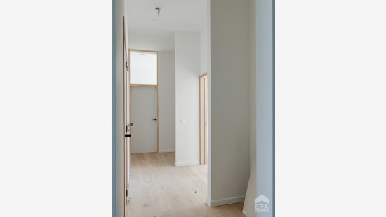 Tolstraat - 8C - - 3770