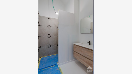 Tolstraat - 6A - - 3770
