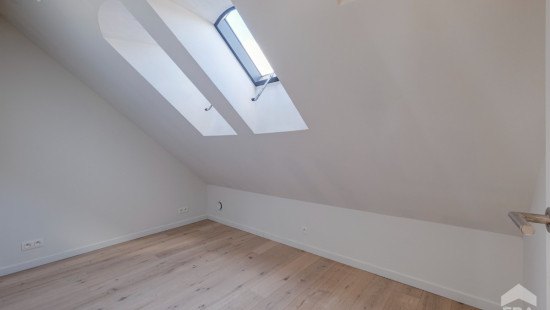 Tolstraat - 4D - - 3770