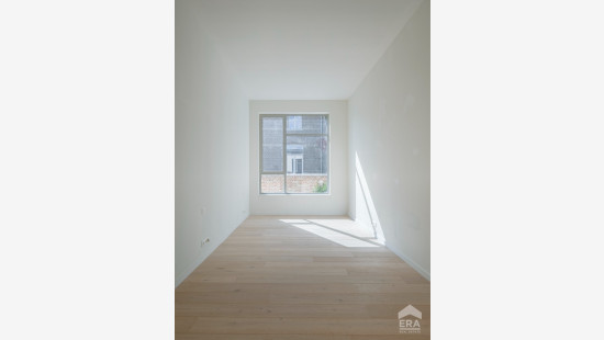 Tolstraat - 8C - - 3770