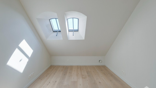 Tolstraat - 4D - - 3770