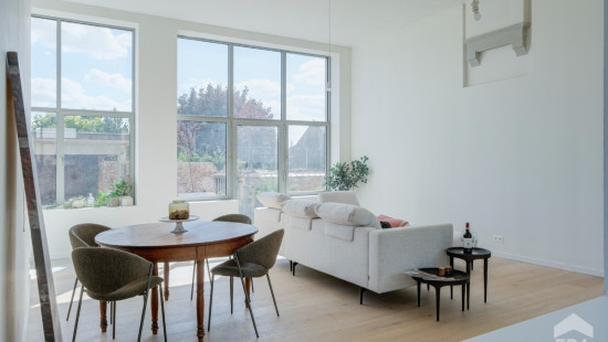 Tolstraat - 4D - - 3770