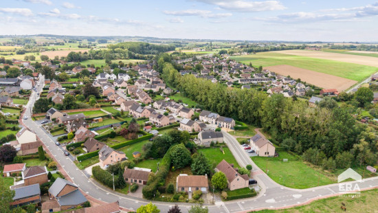 Rue du Village - 29 - - 7850