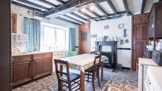 Rue de la Jonction - 11 - - 6960