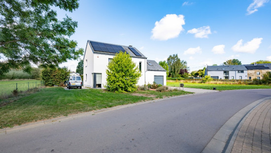Rue de la Vallée - 16 - - 6780