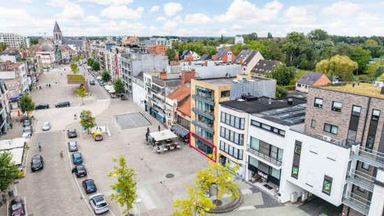 Markt - 86 - - 9800