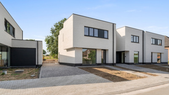 Eigenstraat - 104 - - 9450