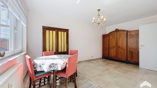 Rue de la Station - 78 - - 5300