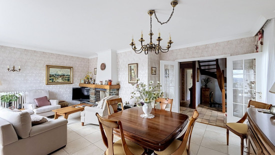 Rue du Centre - 179 - - 4420