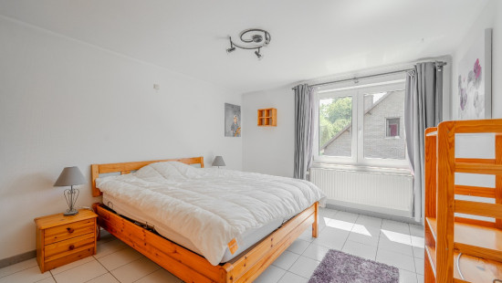 Rue des Jardins d'Annevoie - 79 - - 5537